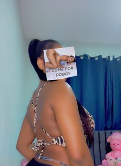 Cherish - escort in Muscat Photo 2 of 2