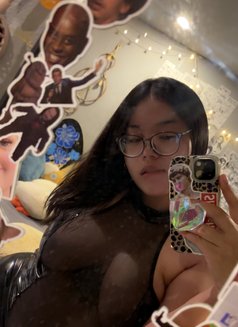 Cherriz - dominatrix in Bangkok Photo 16 of 19