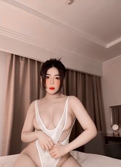 Cherry Alone in Hotel - escort in Dubai Photo 1 of 8