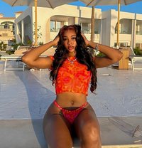 Cherry - escort in Dubai