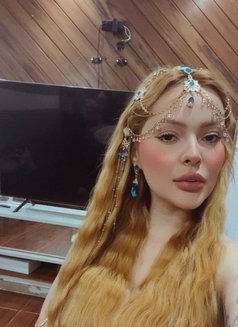 Cherry - escort in Singapore Photo 11 of 11