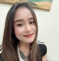 Cherry - escort in Doha