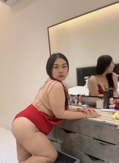 Cherry - masseuse in Khobar Photo 3 of 10