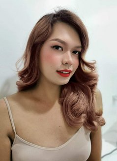 Cherry - Transsexual escort in Manila Photo 9 of 13
