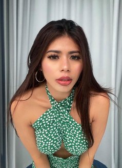 Cherry - escort in Jubail Photo 3 of 8