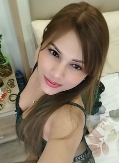 Cherry just arrive( Philippines - puta in Abu Dhabi Photo 5 of 8