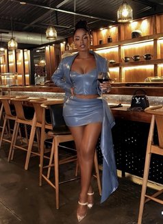 Cherry - puta in Pattaya Photo 5 of 5