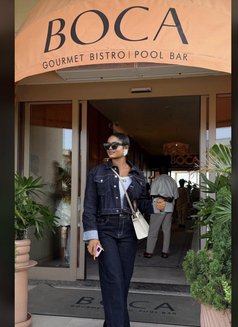 CHERRY - masseuse in Accra Photo 5 of 5