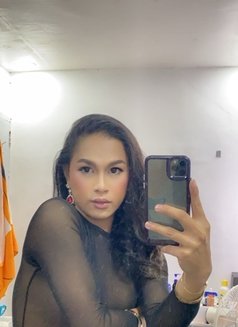 Cherry Manila - Transsexual escort in Singapore Photo 5 of 5