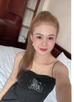Cherry New - escort in Mumbai Photo 2 of 5
