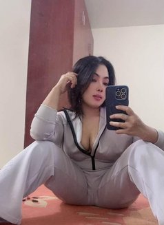 Cherry Professional Massage - masseuse in Al Sohar Photo 2 of 5