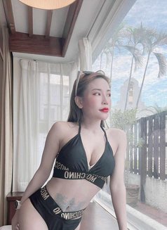 Cherry - escort in Abu Dhabi Photo 1 of 7