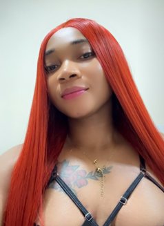 Cherry - escort in Ajmān Photo 1 of 3