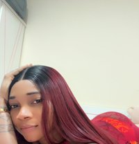 Cherry - escort in Ajmān