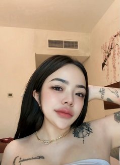 Cherry - masseuse in Al Juffair Photo 5 of 7