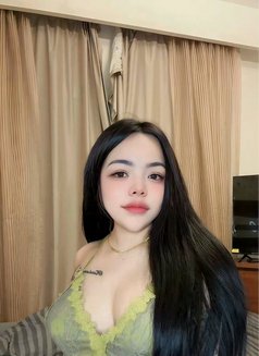 Cherry - masseuse in Al Juffair Photo 6 of 7