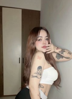 Cherry - masseuse in Al Juffair Photo 9 of 9