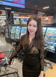 Cherry - escort in Bangkok Photo 7 of 10