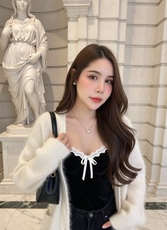 Cherry - escort in Riyadh Photo 7 of 10