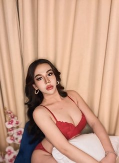 Cherry - Transsexual escort in Bangkok Photo 1 of 5