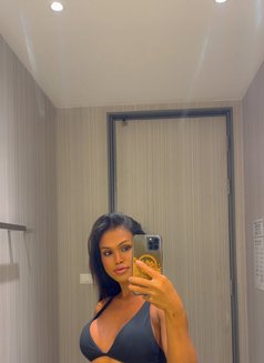 Cherry - Transsexual escort in Phuket Photo 1 of 2