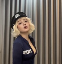 Cherry - escort in Hanoi