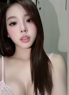 Cherry - escort in Kuala Lumpur Photo 4 of 4