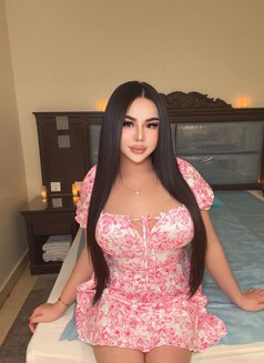 Cherry Vip Private Room - Transsexual escort in Abu Dhabi Photo 28 of 30