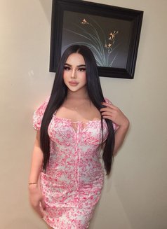 Cherry Vip Private Room - Transsexual escort in Abu Dhabi Photo 29 of 30