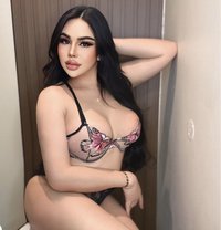 Cherry Vip Private Room - Transsexual escort in Abu Dhabi Photo 23 of 30