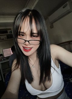 Cherry Young🇹🇭 - Masajista in Abu Dhabi Photo 3 of 5