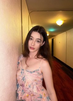 Chery - escort in Riyadh Photo 3 of 8