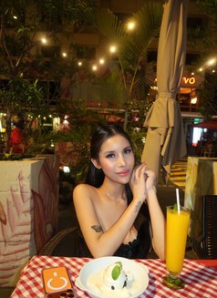 Chesca ( camshow & content’s ) - escort in Manila Photo 8 of 8