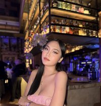 Chescake - Acompañantes transexual in Manila Photo 16 of 17