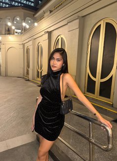 Cheska - Transsexual escort in Manila Photo 3 of 30