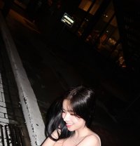Cheska - puta in Hong Kong