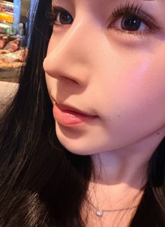 Cheska - escort in Manila Photo 6 of 17