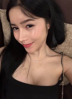 Cheska - escort in Manila Photo 16 of 17