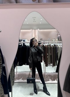 Cheska - escort in Manila Photo 15 of 16