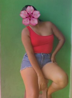 Chethika independent girl col 3 - puta in Colombo Photo 1 of 6