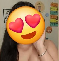 Lesbian girls live & Xxx - escort in Colombo