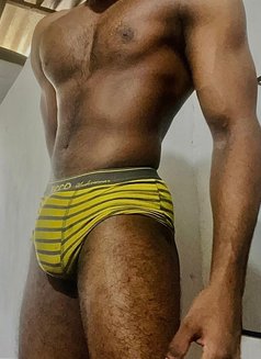 Chethiya Big Cock - Male escort in Colombo Photo 1 of 5