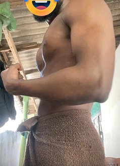 Chethiya Big Cock - Male escort in Colombo Photo 5 of 5