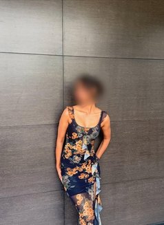 Sanjana - escort in Lucknow Photo 3 of 3