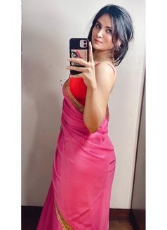 Chetna Reddy - escort in Chennai Photo 2 of 2