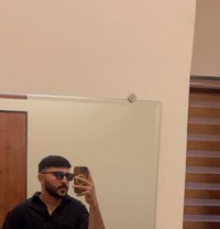 Chex - Acompañantes masculino in Ahmedabad
