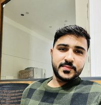 Chex - Acompañantes masculino in Ahmedabad
