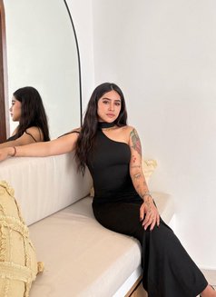 Cheza Hot in Bali - puta in Bali Photo 15 of 17