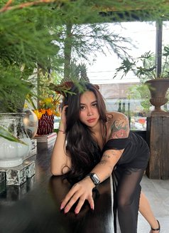 Cheza Hot in Canggu - escort in Bali Photo 5 of 17