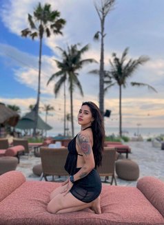 Cheza Hot in Canggu - escort in Bali Photo 8 of 14